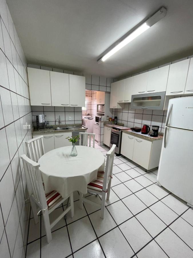 Apartamento Amplo E Completo No Centro Balneário Camboriú Exterior foto