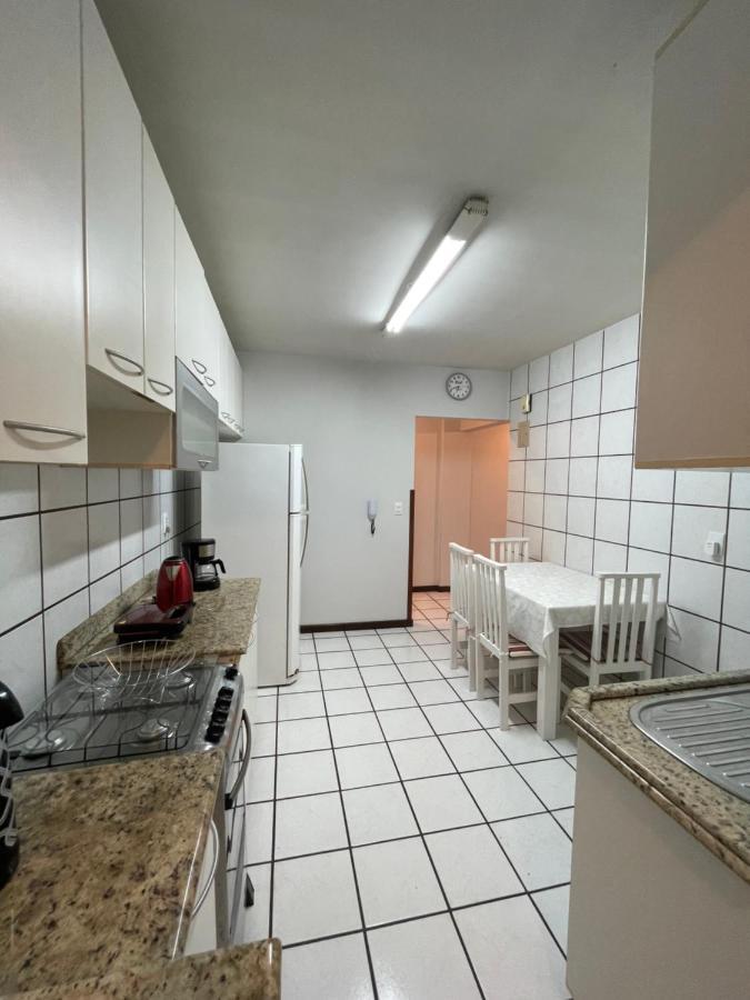 Apartamento Amplo E Completo No Centro Balneário Camboriú Exterior foto